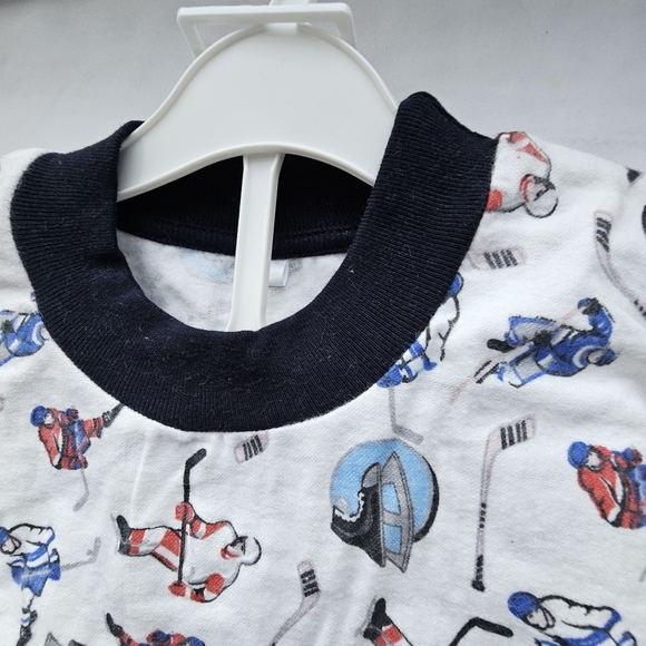 Boys Hockey prints 2pc PJs - Picture 2 of 3
